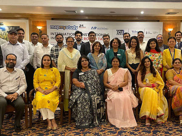 Hiranandani Upscale School